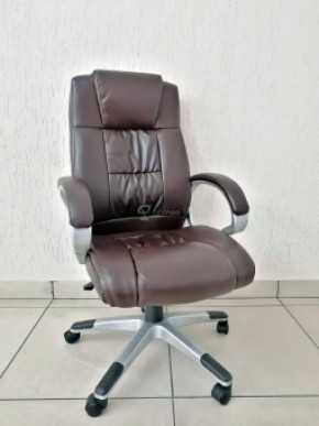 Кресло Barneo K-6 для руководителя (коричневая экокожа) в Ишиме - ishim.mebel-74.com | фото